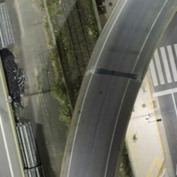 Fragmento de la Fotografía Curvas ciegas de la serie Circulación de Máximo Ruiz – fotografía de autor